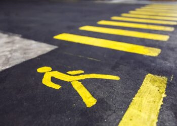 Violent Pedestrian Accident Near Victor Street Led to Injury [Adelanto, CA]