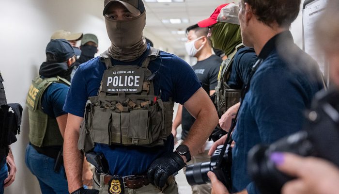 Arizona officials want ICE officers to quit hiding their identities, making arrests in courthouses