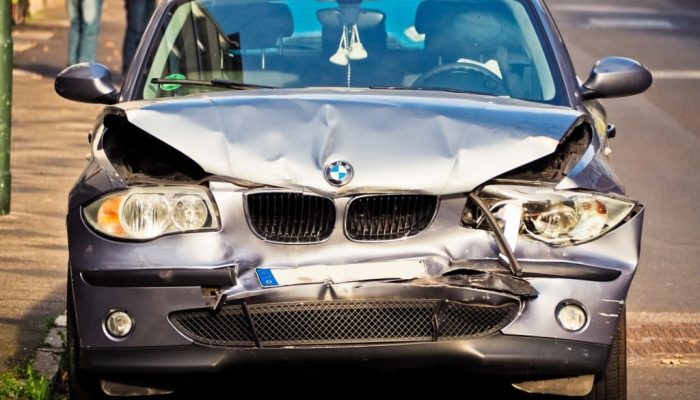 Vehicle Crash on Navarro Street Injures 4 People [Victoria, TX]