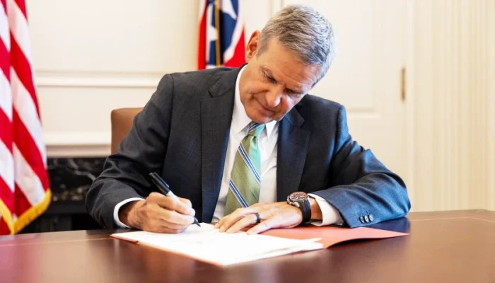 State Prosecutors ‘Denounce’ Gov. Bill Lee’s Veto of Probation Bill as Republican Sponsor Plans to Override in 2026