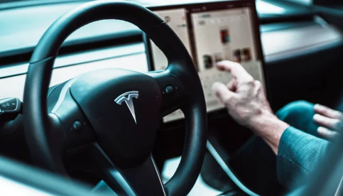 Roger Simon: ‘Absolutely Insane People’ Behind Attacks on Tesla